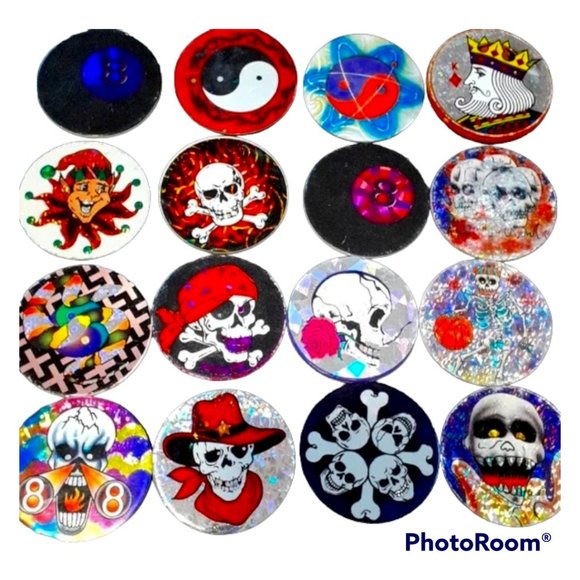 Pogs bundle of 16 - skulls and shiny holo - Picture 1 of 4